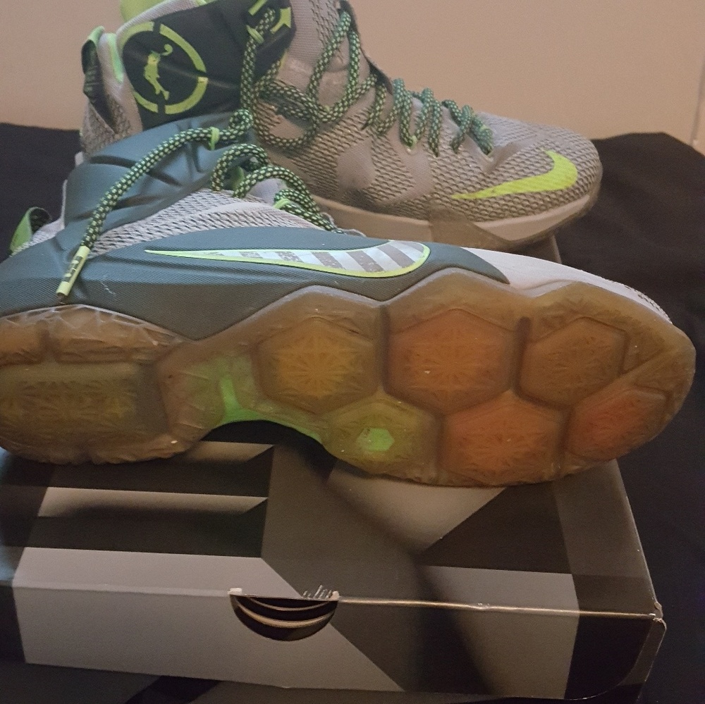 Shoes